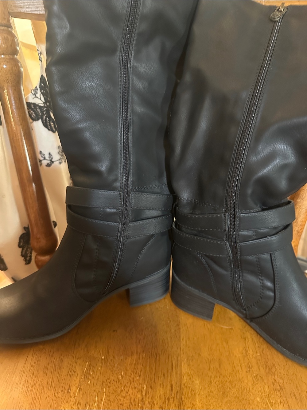 Women's Black Mid-Calf Riding Boots